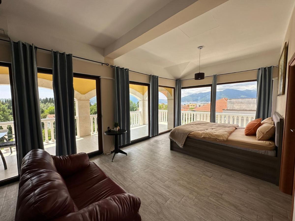 Vila Danica Tivat Appartamento Esterno foto