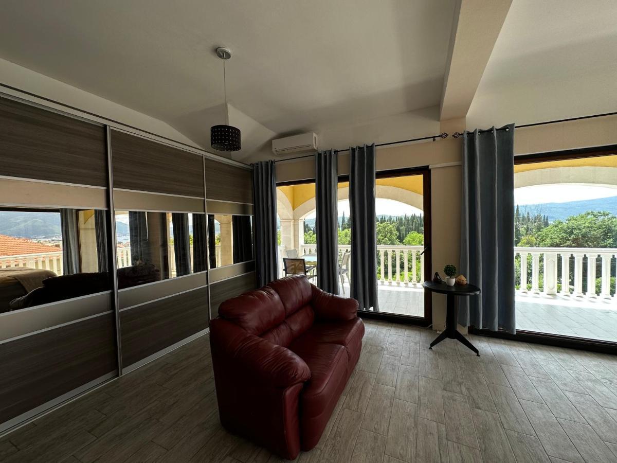 Vila Danica Tivat Appartamento Esterno foto