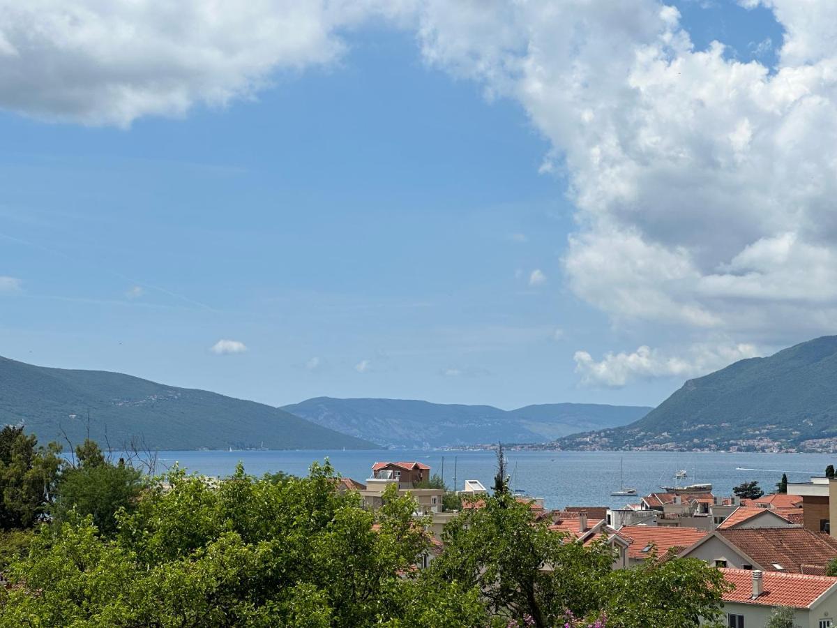 Vila Danica Tivat Appartamento Esterno foto