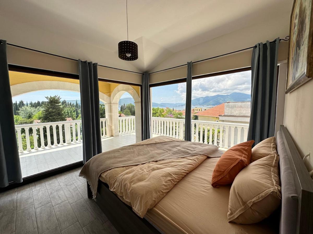 Vila Danica Tivat Appartamento Esterno foto