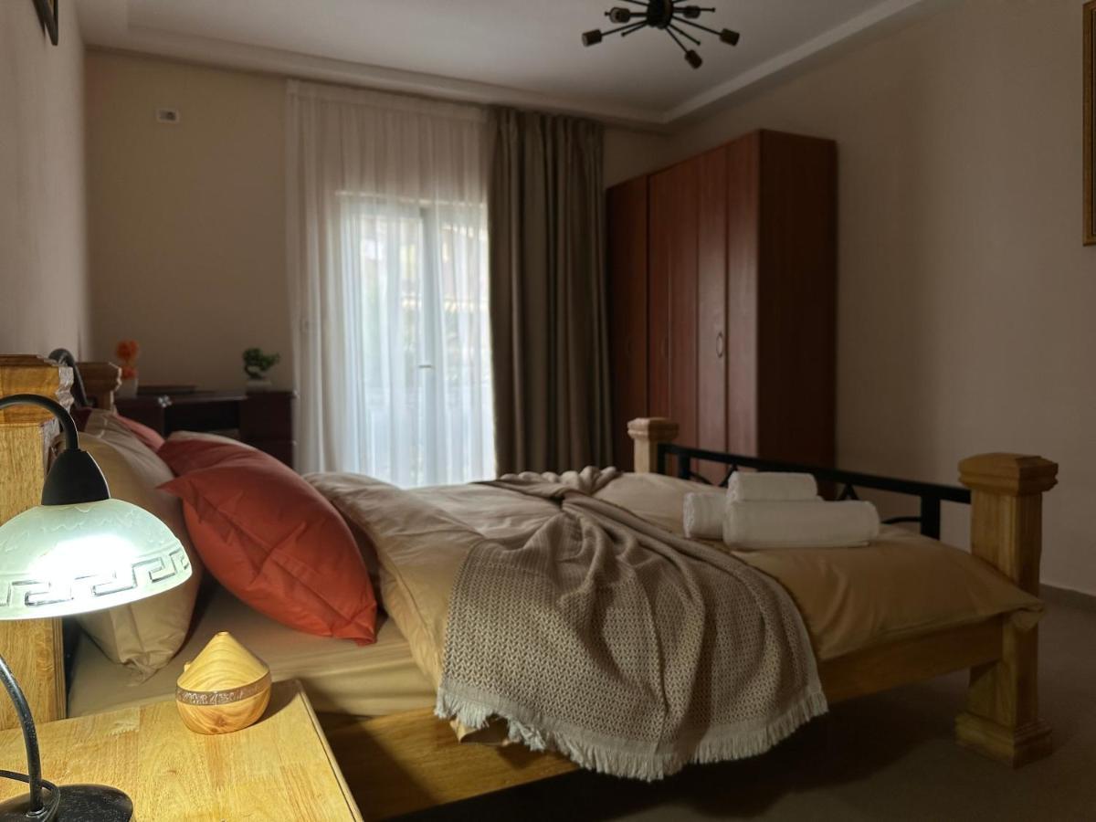 Vila Danica Tivat Appartamento Esterno foto